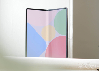 Google Pixel 摺疊手機專利曝光，螢幕邊框有相機鏡頭