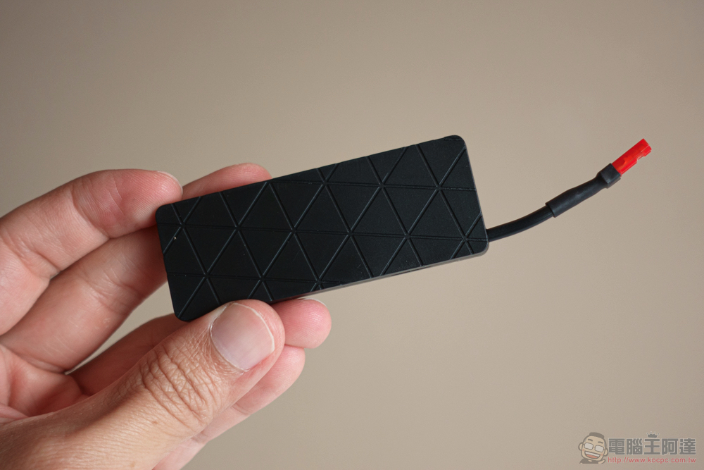 為騎行多份保障！iMiniDV X4 內建式安全帽行車記錄器開箱使用體驗（評價 評測 動手玩） - 電腦王阿達