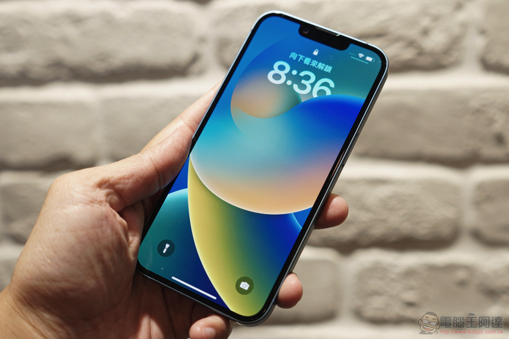 iPhone 14 Pro Max 極速開箱體驗：一起登上動態島，啟動光像引擎！（imos 保護貼也開箱防護起來！） - 電腦王阿達
