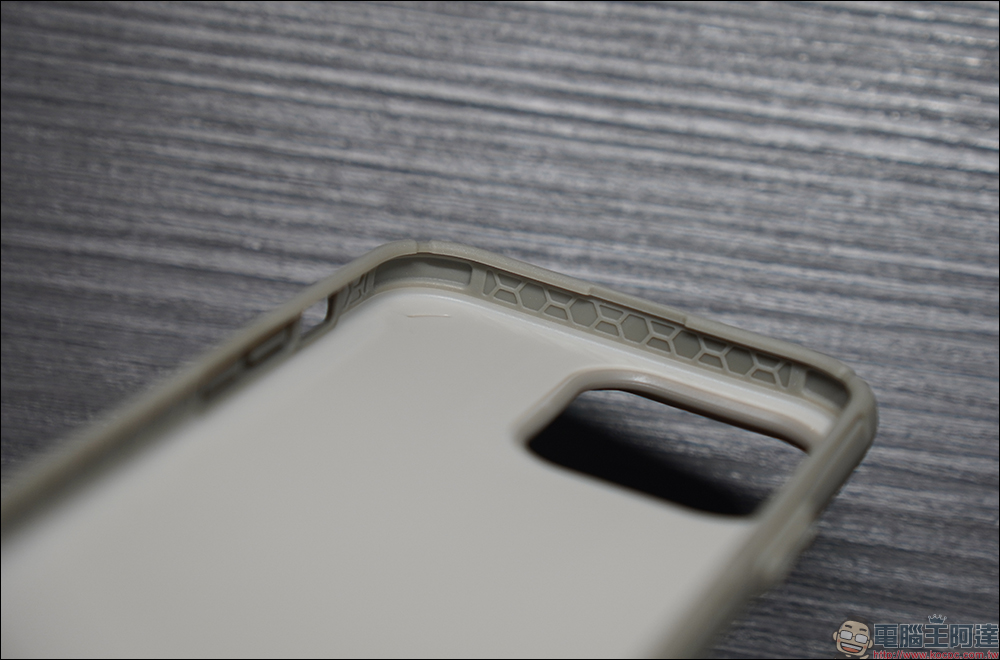 JTLEGEND iPhone 14 系列超軍規防摔手機殼開箱｜超軍規防摔、強化蜂巢結構、專利正面導音槽與高效散熱技術，四大系列讓 iPhone 14 新機無懼生活挑戰 - 電腦王阿達