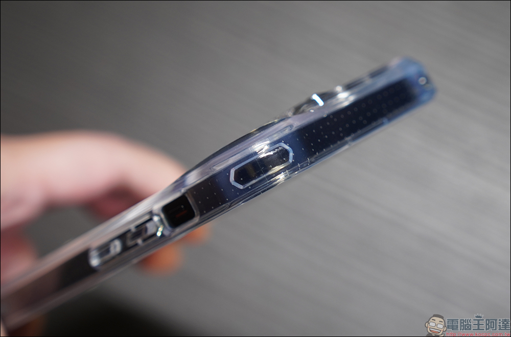JTLEGEND iPhone 14 系列超軍規防摔手機殼開箱｜超軍規防摔、強化蜂巢結構、專利正面導音槽與高效散熱技術，四大系列讓 iPhone 14 新機無懼生活挑戰 - 電腦王阿達