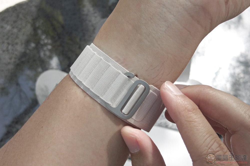 Apple Watch Ultra 開箱體驗：為最強之人而生，細節卻使凡人難擋 - 電腦王阿達