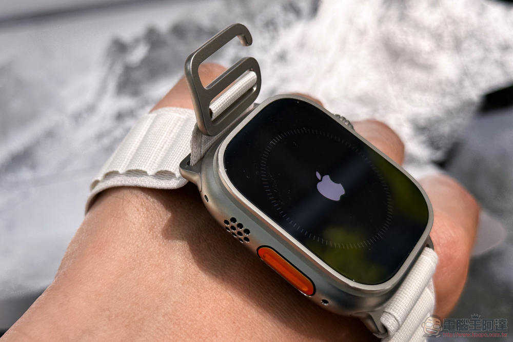 Apple Watch Ultra 開箱體驗：為最強之人而生，細節卻使凡人難擋 - 電腦王阿達