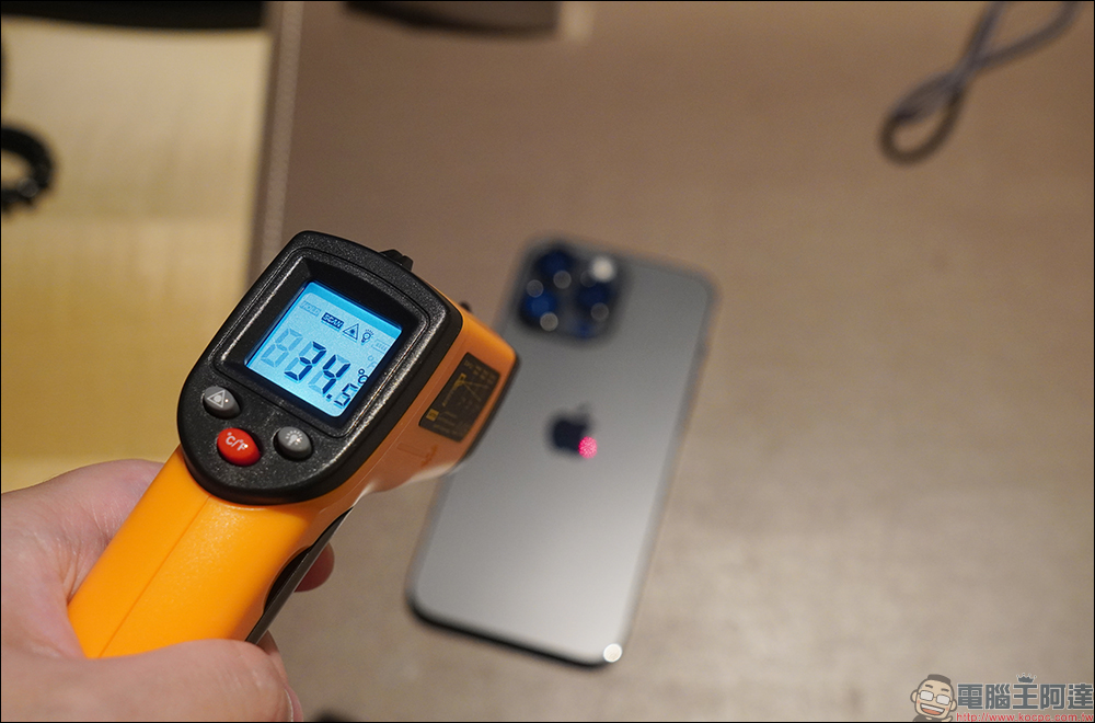 JTLEGEND iPhone 14 系列超軍規防摔手機殼開箱｜超軍規防摔、強化蜂巢結構、專利正面導音槽與高效散熱技術，四大系列讓 iPhone 14 新機無懼生活挑戰 - 電腦王阿達