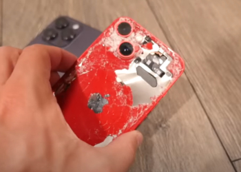 iPhone 14 Pro vs iPhone 13 摔落測試，iPhone 14 Pro 就跟坦克一樣