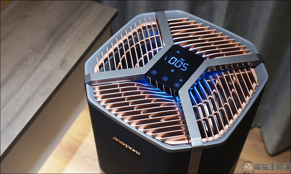 Acerpure 黑武士高效淨化空氣清淨機開箱 ｜UVC LED 紫外線殺菌、CO2偵測，捍衛家中空氣品質！ - 電腦王阿達