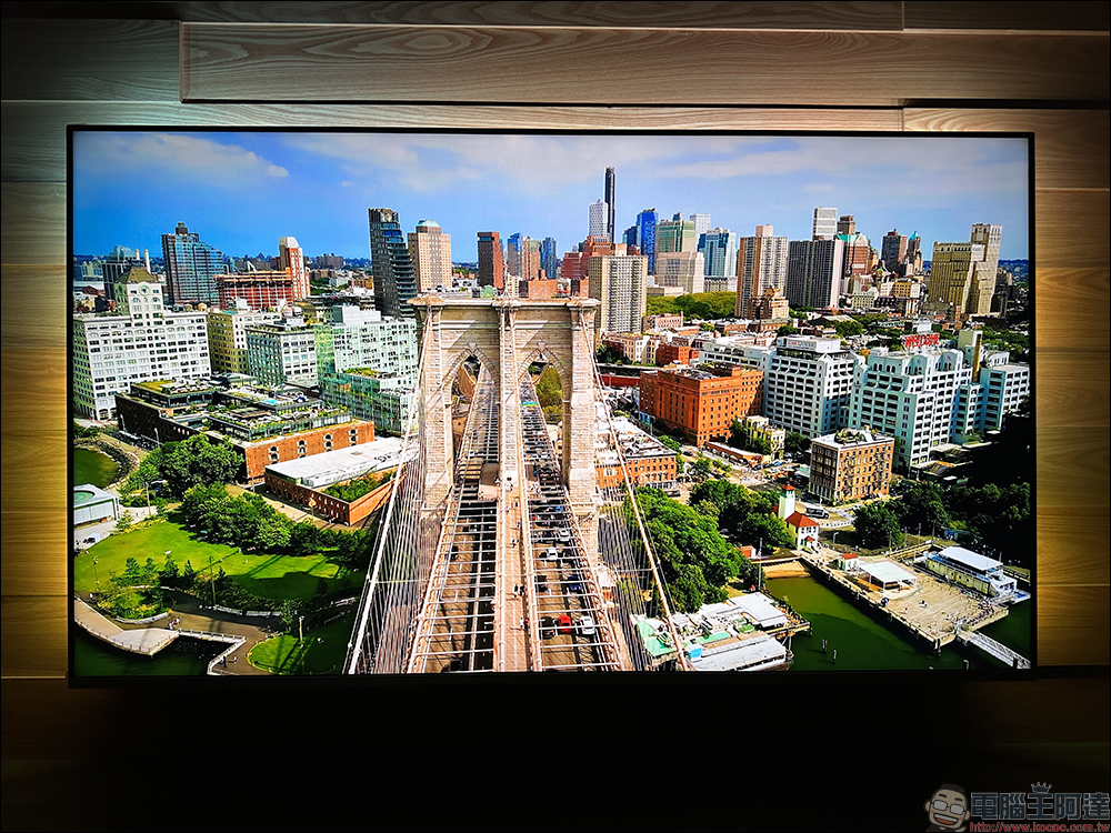 飛利浦 Philips 4K 智慧顯示器開箱｜4K 絕佳畫質、內建 Android TV 11 系統 ，搭配 Ambilight 帶來無可比擬的沉浸體驗 - 電腦王阿達