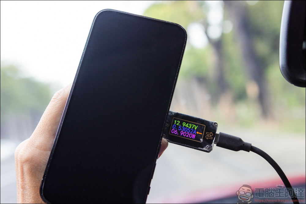 Allite CF1 多功能磁吸充電手機架，結合無線充電 / MagSafe 磁吸 / 擴香三合一功能，開車族必備聖品 - 電腦王阿達