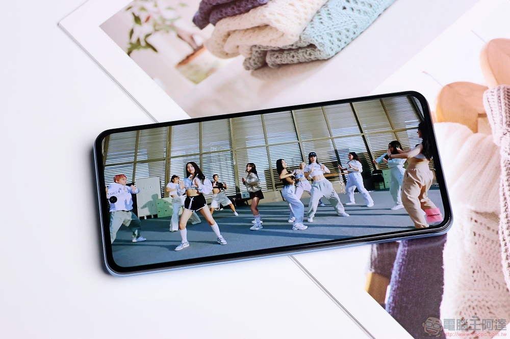 全方位均衡的高階新機 Xiaomi 12T 開箱實測，效能、攝影、操作感達到平衡 - 電腦王阿達