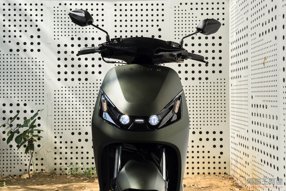 簡單 · 暴力！Ionex S7 Rex 光陽電動機車試駕體驗 - 電腦王阿達