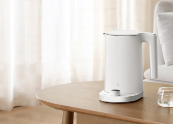 小米推出「米家恆溫電水壺 2 Pro」，配備 LED 顯示螢幕控制旋鈕、智慧燈環、1.7L 大容量、超大按鍵與低噪音燒水