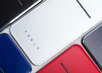 為信仰充電！特斯拉 Tesla 無線行動電源 2.0 在台開賣，售價 2 千元