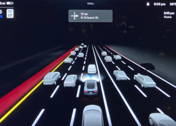 不畏監管單位意見 Tesla FSD Beta 啟動北美全面公測