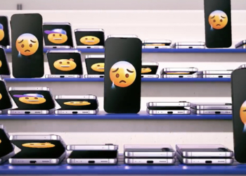 三星釋出 Galaxy Z Flip4 世足賽主題廣告，嘲諷 iPhone 無法摺疊跳起波浪舞