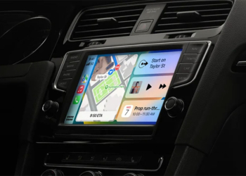 Apple CarPlay 與 Android Auto 該選哪一種？