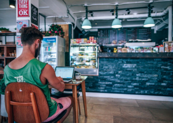 在咖啡店工作真的更有效率？去不了還可以靠音效給你沈浸式體驗