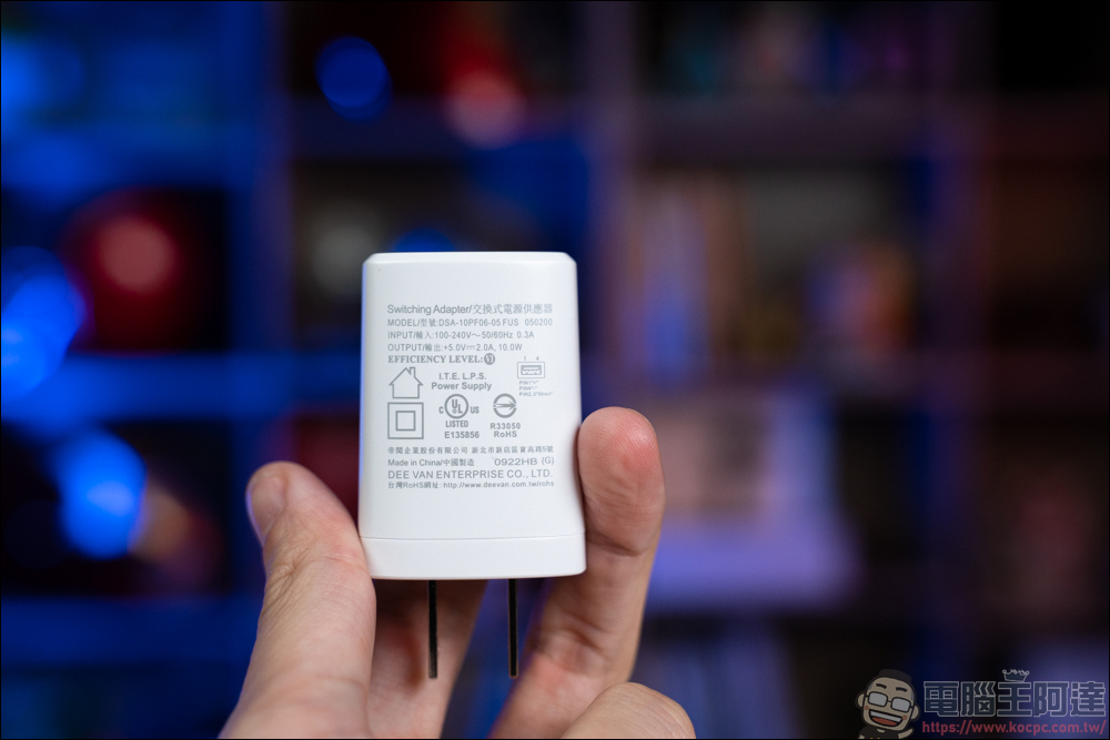 EZCast Pocket 高畫質無線投影傳輸器，不需要 APP 、網路、安裝就能快速無線投影！HDMI 線還留著幹嘛？ - 電腦王阿達
