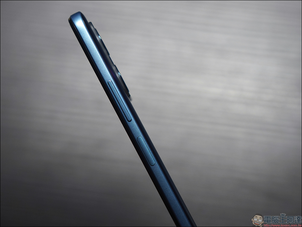 POCO X5 系列開箱｜性能領先同級 再加億級像素、旗艦螢幕 價格卻低於同級 萬元娛樂手機首選 - 電腦王阿達