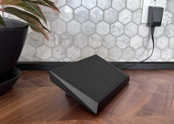 特斯拉版的 AirPower 無線充電板