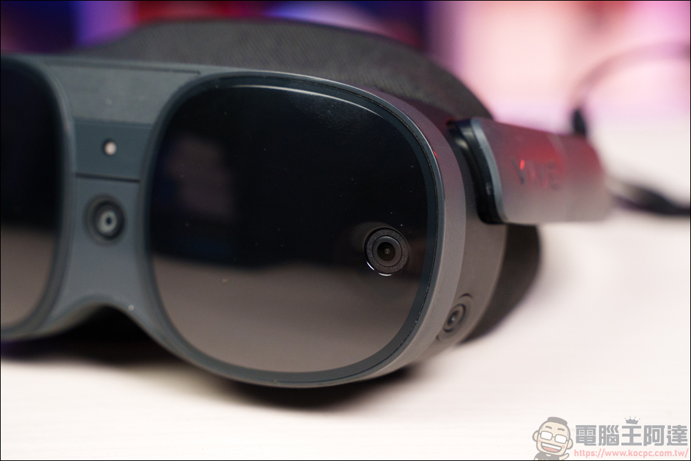 最輕便一體機 HTC VIVE XR Elite 開箱體驗，一機滿足 PC VR + VR 一體機 + MR 所有需求 - 電腦王阿達