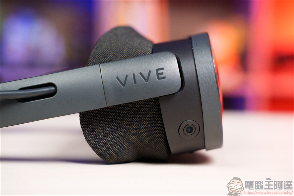 最輕便一體機 HTC VIVE XR Elite 開箱體驗，一機滿足 PC VR + VR 一體機 + MR 所有需求 - 電腦王阿達