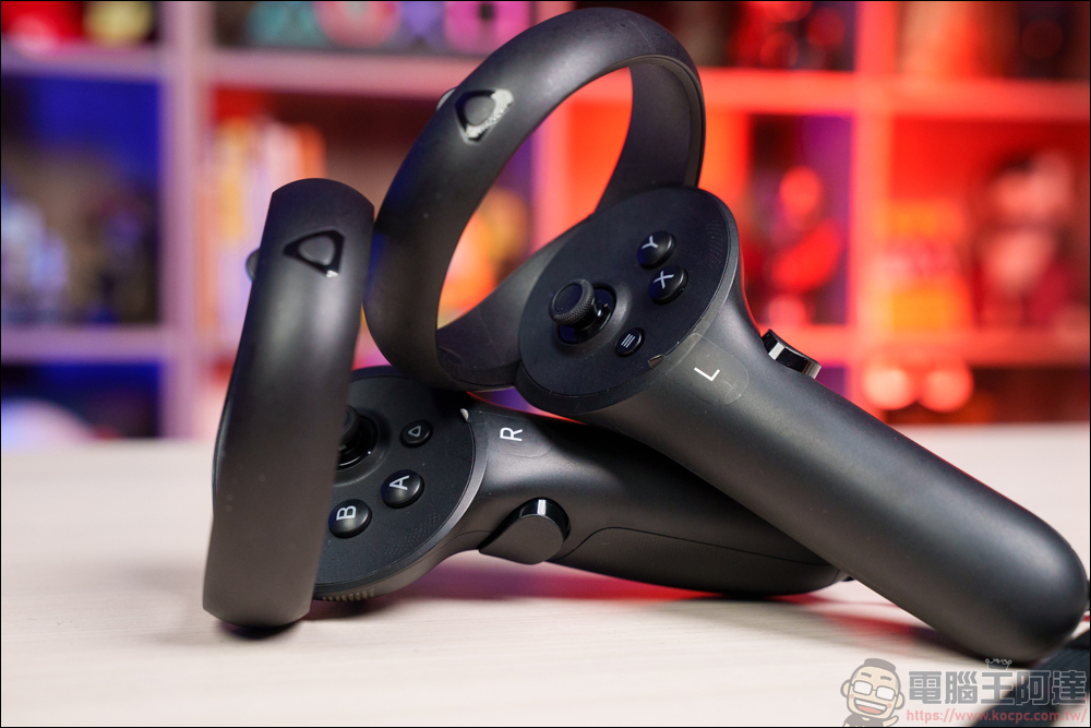 最輕便一體機 HTC VIVE XR Elite 開箱體驗，一機滿足 PC VR + VR 一體機 + MR 所有需求 - 電腦王阿達