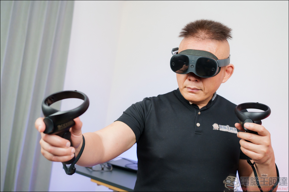 最輕便一體機 HTC VIVE XR Elite 開箱體驗，一機滿足 PC VR + VR 一體機 + MR 所有需求 - 電腦王阿達