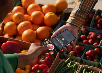 台灣小商家也能把 iPhone 直接變身感應式刷卡機了！iPhone 卡緊收（Tap to Pay on iPhone）登台