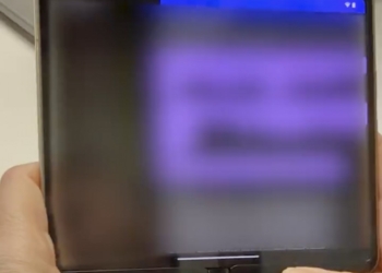 首部 Google Pixel Fold 動手玩影片現身，看起來跟 Oppo Find N2 有點像