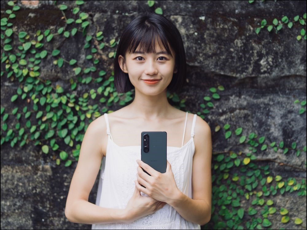 Xperia1V開箱 _ 01