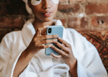 iOS 17 新增螢幕距離功能