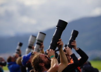 什麼是內、外變焦？挑選變焦鏡頭時，應該注意這個點