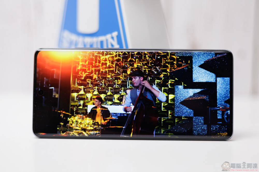 OPPO Reno10 Pro+ 實拍開箱體驗：潛望式鏡頭與 AI 超清長焦讓你輕鬆化身人像專家 - 電腦王阿達