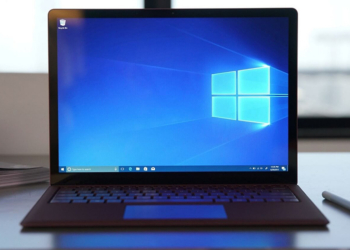 使用 Windows 11/10「更新並關機」後卻沒有關閉電腦嗎？你不孤單，很多人都碰到