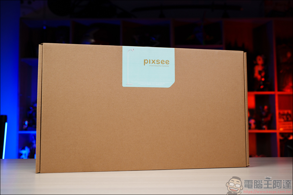 Pixsee Play AI智慧寶寶攝影機 & Pixsee Friends 互動玩具套組，家中最可靠的智慧寶寶管家，還可以當作寶寶的智慧回憶錄 - 電腦王阿達