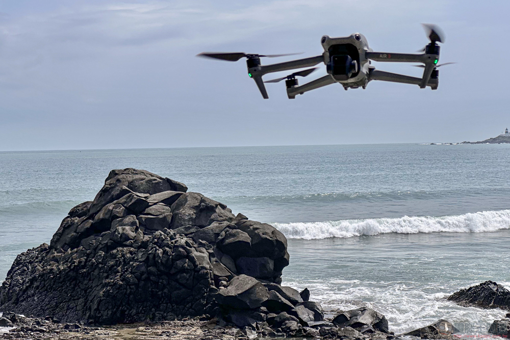 空拍優等生 DJI Air 3 開箱實測：雙鏡、46 分續航、全向避障，讓你暢快飛行打開新視界 - 電腦王阿達