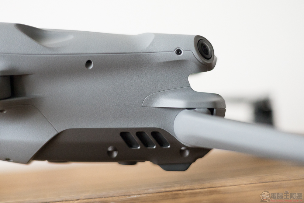 空拍優等生 DJI Air 3 開箱實測：雙鏡、46 分續航、全向避障，讓你暢快飛行打開新視界 - 電腦王阿達
