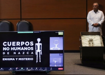 墨西哥國會聽證會展示外星人屍體，但假造可能性似乎很高