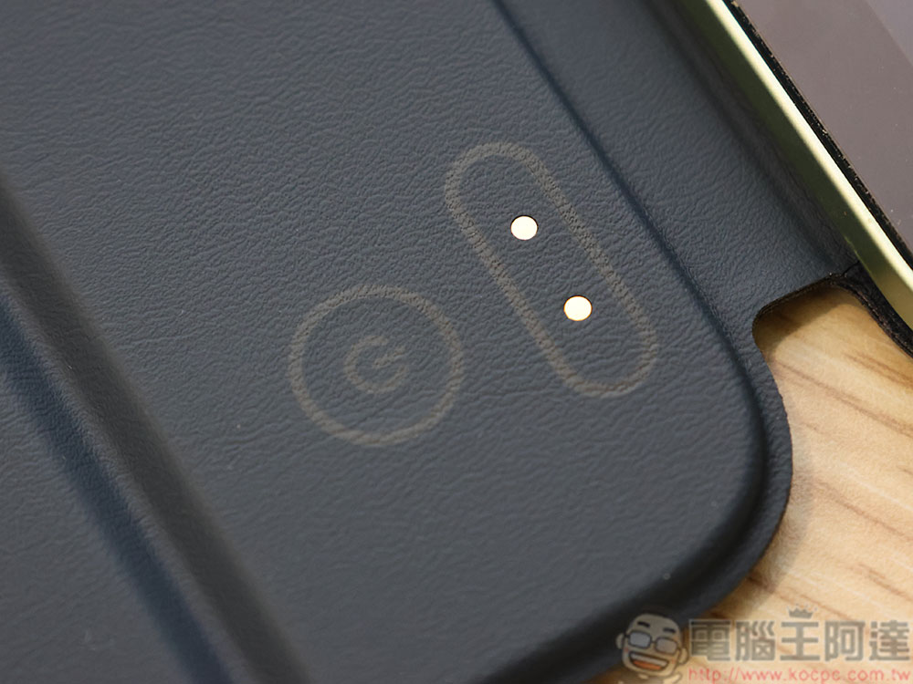 Kamera iPad 二代磁吸鍵盤保護雙面夾系列開箱：用一半的價格擁有原廠配件全功能！ - 電腦王阿達