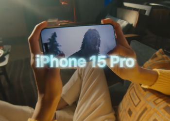 iPhone 15 Pro 實際遊玩《惡靈古堡：村莊》3A 遊戲畫面現身，外接大螢幕 + DualSense 控制器也超順