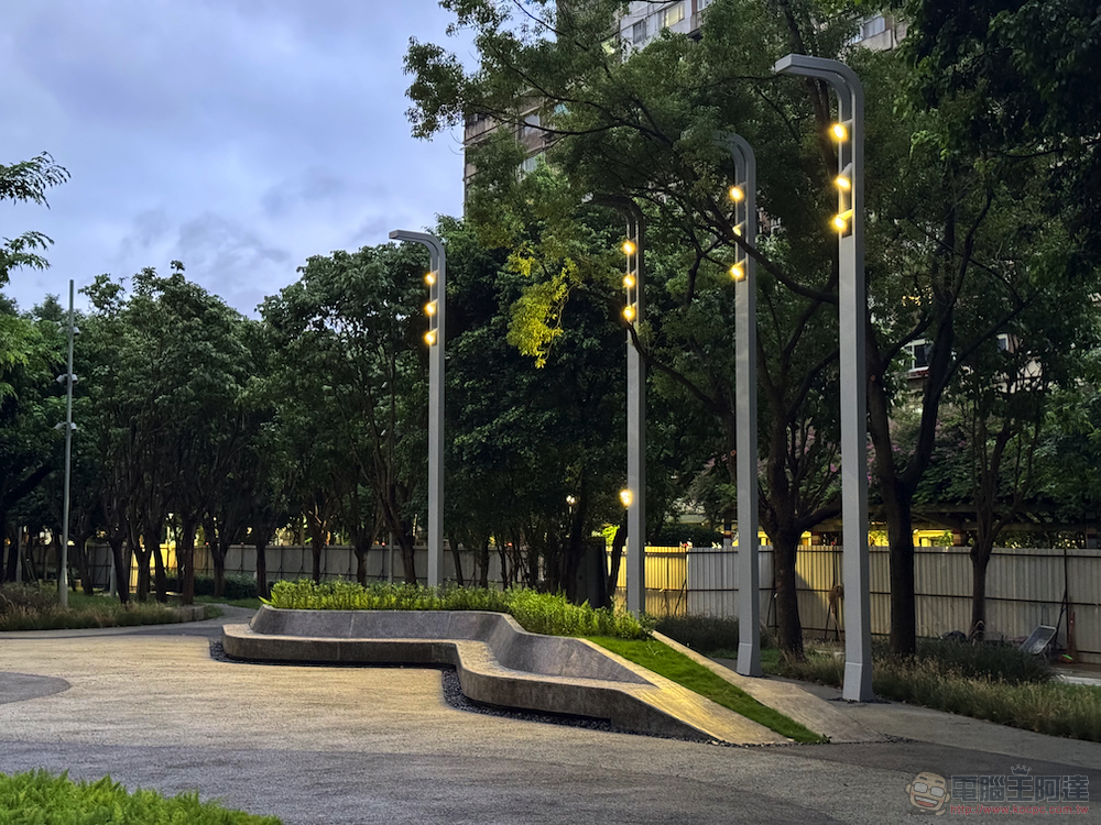 iPhone 15 Pro Max / iPhone 15 深度實拍體驗：它聰明，你專業 - 電腦王阿達