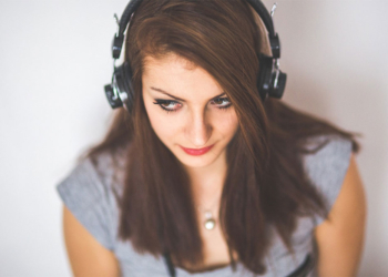 不知道買哪個？5 首最適合用來測試耳機跟喇叭的曲目推薦