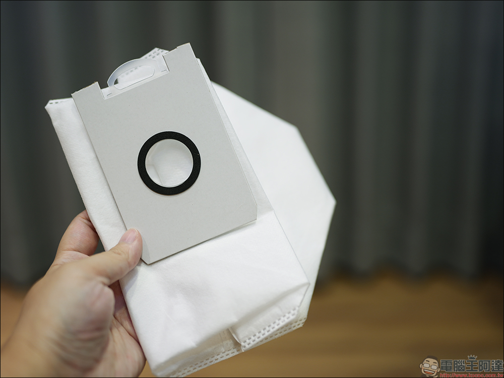 JONR 超淨化無線吸塵器開箱｜25000Pa 超強吸力，自動集塵、充電、收納一站搞定 - 電腦王阿達