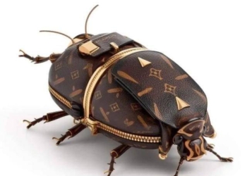 越貴越看不懂?這些稀奇古怪的名牌包們到底誰在買啊