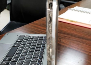 日本政府耗資8億日圓購買中國品牌平板電腦給學生使用，故障率竟高達25％！