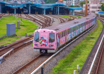 北捷「HELLO KITTY彩繪列車」上路 「台北捷運Go」App一功能輕鬆追車