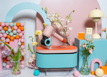 Dyson Supersonic™ 吹風機全新限定炫彩粉霧拼色搶眼登場 粉嫩復古配色擊中女人心