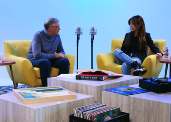 比爾蓋茲表示 AI 不會取代你，但會讓每週工作 3 天成為可能