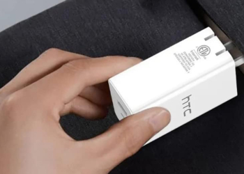 HTC 65W GaN 三孔快充頭