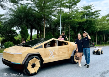 真的可以開! 越南 Youtuber 做的「木製」特斯拉 Cybertruck